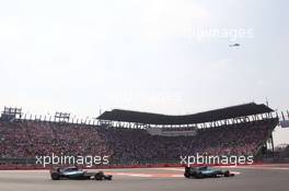 Nico Rosberg (GER) Mercedes AMG F1 W06 leads team mate Lewis Hamilton (GBR) Mercedes AMG F1 W06. 01.11.2015. Formula 1 World Championship, Rd 17, Mexican Grand Prix, Mexixo City, Mexico, Race Day.