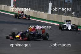 Daniel Ricciardo (AUS) Red Bull Racing RB11. 01.11.2015. Formula 1 World Championship, Rd 17, Mexican Grand Prix, Mexixo City, Mexico, Race Day.