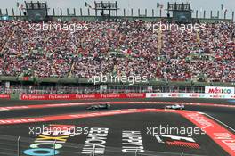 Nico Rosberg (GER) Mercedes AMG F1 W06 leads team mate Lewis Hamilton (GBR) Mercedes AMG F1 W06. 01.11.2015. Formula 1 World Championship, Rd 17, Mexican Grand Prix, Mexixo City, Mexico, Race Day.