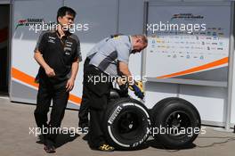 Jun Matsuzaki (JPN) Sahara Force India F1 Team Senior Tyre Engineer with Pirelli tyres. 31.10.2015. Formula 1 World Championship, Rd 17, Mexican Grand Prix, Mexixo City, Mexico, Qualifying Day.