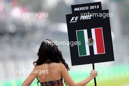 Grid girls, Sergio Perez (MEX), Sahara Force India  01.11.2015. Formula 1 World Championship, Rd 17, Mexican Grand Prix, Mexixo City, Mexico, Race Day.