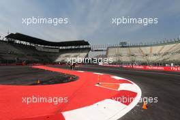 Track atmosphere 29.10.2015. Formula 1 World Championship, Rd 17, Mexican Grand Prix, Mexixo City, Mexico, Preparation Day.