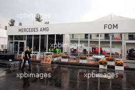 Paddock buildings for Mercedes AMG F1 and the FOM. 28.10.2015. Formula 1 World Championship, Rd 17, Mexican Grand Prix, Mexixo City, Mexico, Preparation Day.
