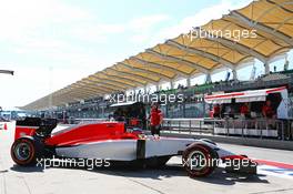Will Stevens (GBR) Manor Marussia F1 Team leaves the pits. 27.03.2015. Formula 1 World Championship, Rd 2, Malaysian Grand Prix, Sepang, Malaysia, Friday.