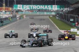 Lewis Hamilton (GBR) Mercedes AMG F1 W06. 29.03.2015. Formula 1 World Championship, Rd 2, Malaysian Grand Prix, Sepang, Malaysia, Sunday.