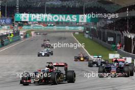 Romain Grosjean (FRA), Lotus F1 Team  29.03.2015. Formula 1 World Championship, Rd 2, Malaysian Grand Prix, Sepang, Malaysia, Sunday.