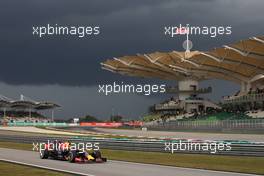 Daniil Kvyat (RUS), Red Bull Racing  28.03.2015. Formula 1 World Championship, Rd 2, Malaysian Grand Prix, Sepang, Malaysia, Saturday.