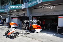 Manor Marussia F1 Team pits garages. 26.03.2015. Formula 1 World Championship, Rd 2, Malaysian Grand Prix, Sepang, Malaysia, Thursday.