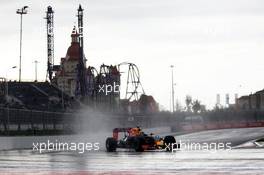 Daniil Kvyat (RUS) Red Bull Racing RB11. 09.10.2015. Formula 1 World Championship, Rd 15, Russian Grand Prix, Sochi Autodrom, Sochi, Russia, Practice Day.