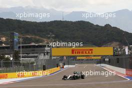 Lewis Hamilton (GBR) Mercedes AMG F1 W06. 09.10.2015. Formula 1 World Championship, Rd 15, Russian Grand Prix, Sochi Autodrom, Sochi, Russia, Practice Day.