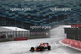 Daniil Kvyat (RUS), Red Bull Racing  09.10.2015. Formula 1 World Championship, Rd 15, Russian Grand Prix, Sochi Autodrom, Sochi, Russia, Practice Day.