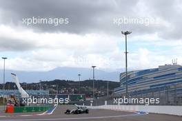 Nico Rosberg (GER), Mercedes AMG F1 Team  09.10.2015. Formula 1 World Championship, Rd 15, Russian Grand Prix, Sochi Autodrom, Sochi, Russia, Practice Day.