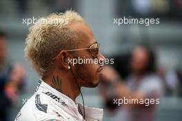 Lewis Hamilton (GBR) Mercedes AMG F1 on the grid. 11.10.2015. Formula 1 World Championship, Rd 15, Russian Grand Prix, Sochi Autodrom, Sochi, Russia, Race Day.