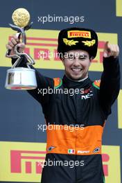 Sergio Perez (MEX), Sahara Force India  11.10.2015. Formula 1 World Championship, Rd 15, Russian Grand Prix, Sochi Autodrom, Sochi, Russia, Race Day.