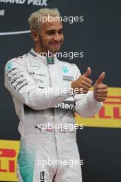 Lewis Hamilton (GBR), Mercedes AMG F1 Team  11.10.2015. Formula 1 World Championship, Rd 15, Russian Grand Prix, Sochi Autodrom, Sochi, Russia, Race Day.