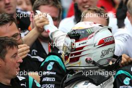 Lewis Hamilton (GBR), Mercedes AMG F1 Team  11.10.2015. Formula 1 World Championship, Rd 15, Russian Grand Prix, Sochi Autodrom, Sochi, Russia, Race Day.