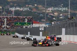 Daniil Kvyat (RUS) Red Bull Racing RB11. 11.10.2015. Formula 1 World Championship, Rd 15, Russian Grand Prix, Sochi Autodrom, Sochi, Russia, Race Day.