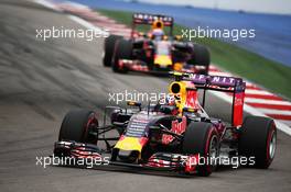 Daniil Kvyat (RUS) Red Bull Racing RB11. 11.10.2015. Formula 1 World Championship, Rd 15, Russian Grand Prix, Sochi Autodrom, Sochi, Russia, Race Day.