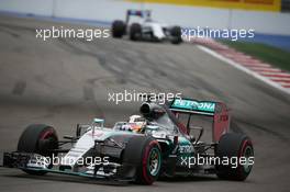 Lewis Hamilton (GBR) Mercedes AMG F1 W06. 11.10.2015. Formula 1 World Championship, Rd 15, Russian Grand Prix, Sochi Autodrom, Sochi, Russia, Race Day.