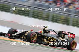 Pastor Maldonado (VEN) Lotus F1 E23. 11.10.2015. Formula 1 World Championship, Rd 15, Russian Grand Prix, Sochi Autodrom, Sochi, Russia, Race Day.