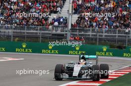 Lewis Hamilton (GBR) Mercedes AMG F1 W06. 11.10.2015. Formula 1 World Championship, Rd 15, Russian Grand Prix, Sochi Autodrom, Sochi, Russia, Race Day.