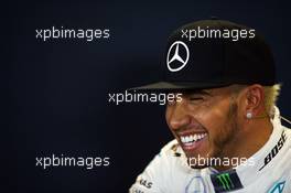 Lewis Hamilton (GBR) Mercedes AMG F1 in the post qualifying FIA Press Conference. 10.10.2015. Formula 1 World Championship, Rd 15, Russian Grand Prix, Sochi Autodrom, Sochi, Russia, Qualifying Day.