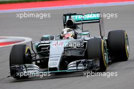Lewis Hamilton (GBR), Mercedes AMG F1 Team  10.10.2015. Formula 1 World Championship, Rd 15, Russian Grand Prix, Sochi Autodrom, Sochi, Russia, Qualifying Day.