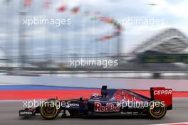 Max Verstappen (NL), Scuderia Toro Rosso  10.10.2015. Formula 1 World Championship, Rd 15, Russian Grand Prix, Sochi Autodrom, Sochi, Russia, Qualifying Day.