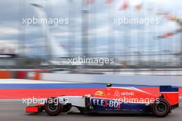 Roberto Merhi (SPA), Manor F1 Team  10.10.2015. Formula 1 World Championship, Rd 15, Russian Grand Prix, Sochi Autodrom, Sochi, Russia, Qualifying Day.