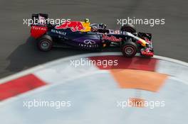 Daniil Kvyat (RUS) Red Bull Racing RB11. 10.10.2015. Formula 1 World Championship, Rd 15, Russian Grand Prix, Sochi Autodrom, Sochi, Russia, Qualifying Day.