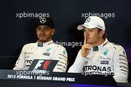 (L to R): Lewis Hamilton (GBR) Mercedes AMG F1 and Nico Rosberg (GER) Mercedes AMG F1 in the FIA Press Conference. 10.10.2015. Formula 1 World Championship, Rd 15, Russian Grand Prix, Sochi Autodrom, Sochi, Russia, Qualifying Day.