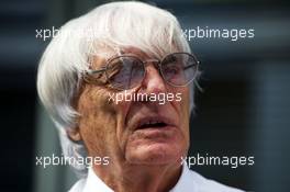 Bernie Ecclestone (GBR). 11.10.2015. Formula 1 World Championship, Rd 15, Russian Grand Prix, Sochi Autodrom, Sochi, Russia, Race Day.
