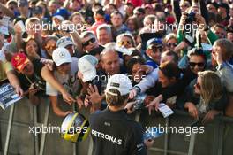 Nico Rosberg (GER) Mercedes AMG F1 signs autographs for the fans. 08.10.2015. Formula 1 World Championship, Rd 15, Russian Grand Prix, Sochi Autodrom, Sochi, Russia, Preparation Day.