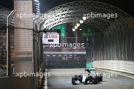 Lewis Hamilton (GBR) Mercedes AMG F1 W06. 18.09.2015. Formula 1 World Championship, Rd 13, Singapore Grand Prix, Singapore, Singapore, Practice Day.