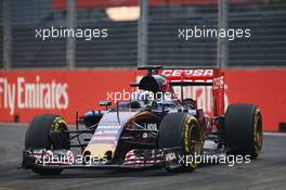 Max Verstappen (NLD) Scuderia Toro Rosso STR10. 18.09.2015. Formula 1 World Championship, Rd 13, Singapore Grand Prix, Singapore, Singapore, Practice Day.