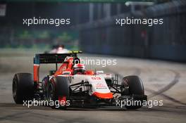Alexander Rossi (USA) Manor Marussia F1 Team. 20.09.2015. Formula 1 World Championship, Rd 13, Singapore Grand Prix, Singapore, Singapore, Race Day.