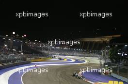 Lewis Hamilton (GBR) Mercedes AMG F1 W06. 20.09.2015. Formula 1 World Championship, Rd 13, Singapore Grand Prix, Singapore, Singapore, Race Day.