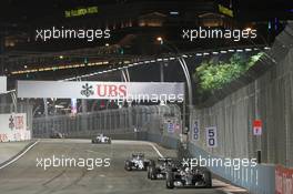Lewis Hamilton (GBR) Mercedes AMG F1 W06. 20.09.2015. Formula 1 World Championship, Rd 13, Singapore Grand Prix, Singapore, Singapore, Race Day.