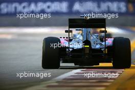 Fernando Alonso (ESP), McLaren Honda  19.09.2015. Formula 1 World Championship, Rd 13, Singapore Grand Prix, Singapore, Singapore, Qualifying Day.
