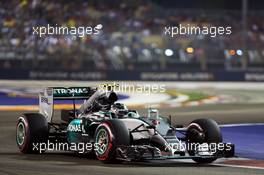 Nico Rosberg (GER) Mercedes AMG F1 W06. 19.09.2015. Formula 1 World Championship, Rd 13, Singapore Grand Prix, Singapore, Singapore, Qualifying Day.