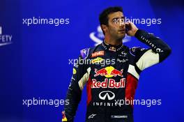 Daniel Ricciardo (AUS) Red Bull Racing in parc ferme. 19.09.2015. Formula 1 World Championship, Rd 13, Singapore Grand Prix, Singapore, Singapore, Qualifying Day.