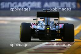 Jenson Button (GBR), McLaren Honda  19.09.2015. Formula 1 World Championship, Rd 13, Singapore Grand Prix, Singapore, Singapore, Qualifying Day.