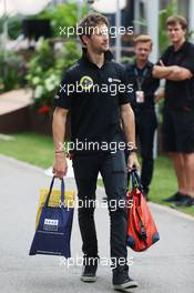 Romain Grosjean (FRA) Lotus F1 Team. 17.09.2015. Formula 1 World Championship, Rd 13, Singapore Grand Prix, Singapore, Singapore, Preparation Day.