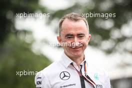 Paddy Lowe (GBR) Mercedes AMG F1 Executive Director (Technical). 17.09.2015. Formula 1 World Championship, Rd 13, Singapore Grand Prix, Singapore, Singapore, Preparation Day.