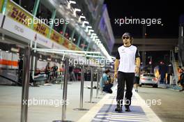 Fernando Alonso (ESP) McLaren. 17.09.2015. Formula 1 World Championship, Rd 13, Singapore Grand Prix, Singapore, Singapore, Preparation Day.