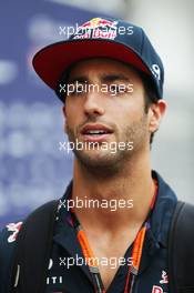 Daniel Ricciardo (AUS) Red Bull Racing. 17.09.2015. Formula 1 World Championship, Rd 13, Singapore Grand Prix, Singapore, Singapore, Preparation Day.