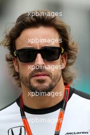 Fernando Alonso (ESP), McLaren Honda  17.09.2015. Formula 1 World Championship, Rd 13, Singapore Grand Prix, Singapore, Singapore, Preparation Day.