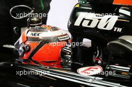 Nico Hulkenberg (GER) Sahara Force India F1 VJM08. 27.11.2015. Formula 1 World Championship, Rd 19, Abu Dhabi Grand Prix, Yas Marina Circuit, Abu Dhabi, Practice Day.