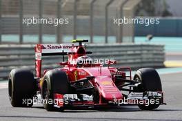 Kimi Raikkonen (FIN) Ferrari SF15-T. 27.11.2015. Formula 1 World Championship, Rd 19, Abu Dhabi Grand Prix, Yas Marina Circuit, Abu Dhabi, Practice Day.