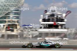 Nico Rosberg (GER), Mercedes AMG F1 Team  27.11.2015. Formula 1 World Championship, Rd 19, Abu Dhabi Grand Prix, Yas Marina Circuit, Abu Dhabi, Practice Day.